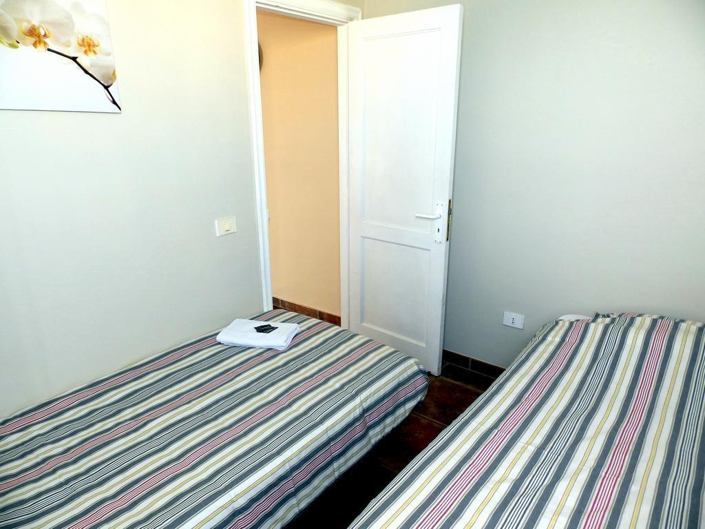 Apartamentos Medano - Atico Playa El Médano Rum bild